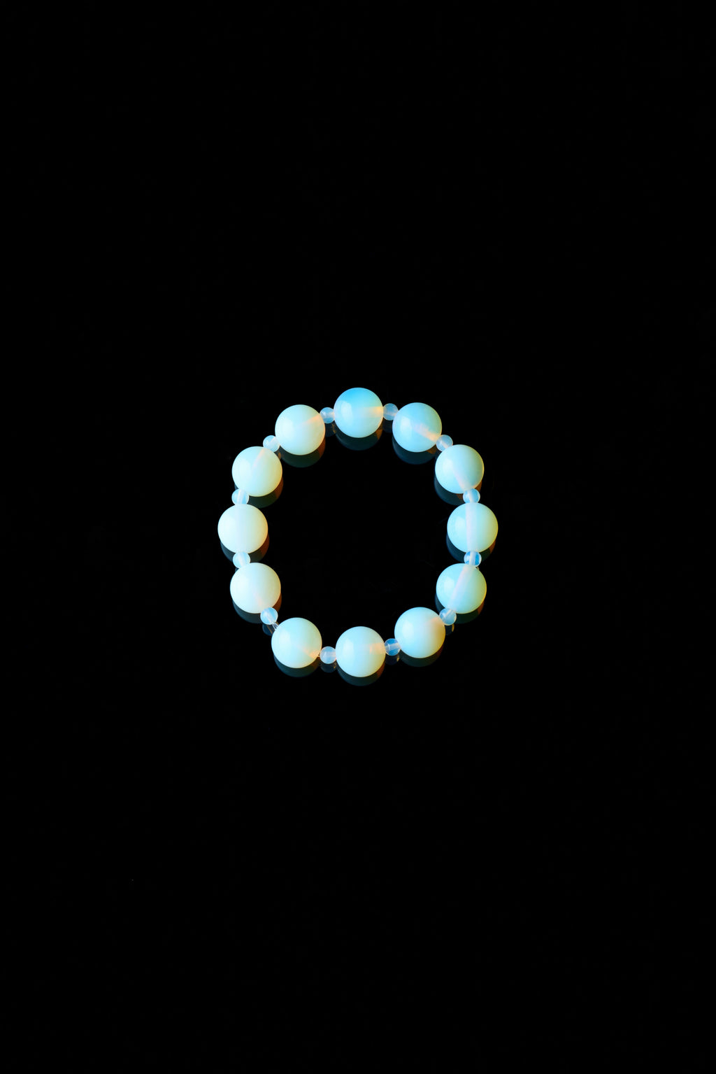 The small bead bracelet